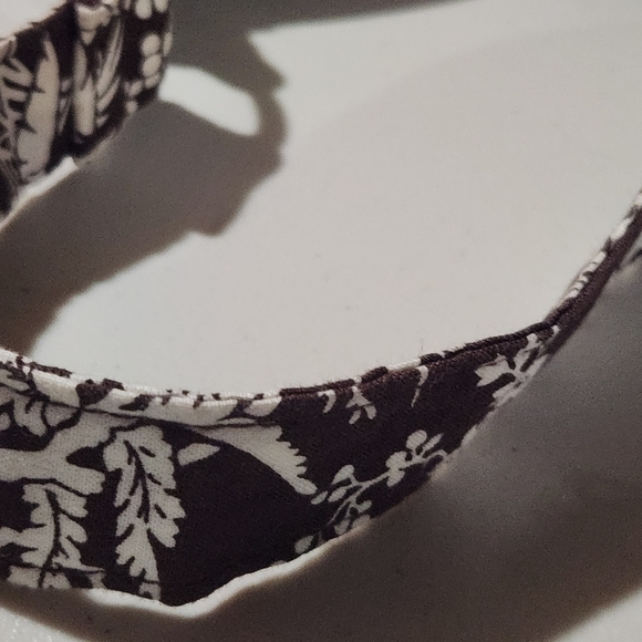 Vera Bradley Brown and White Quilted Bag - Picture 14 of 16